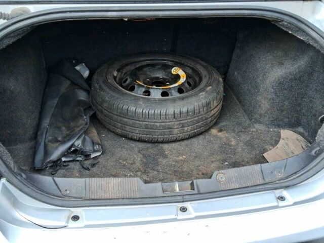 Серый Фиат Линеа, объемом двигателя 1.4 л и пробегом 240 тыс. км за 3600 $, фото 4 на Automoto.ua