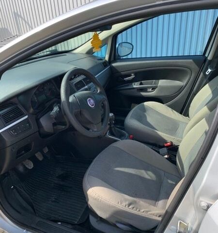 Серый Фиат Линеа, объемом двигателя 1.4 л и пробегом 170 тыс. км за 4500 $, фото 14 на Automoto.ua