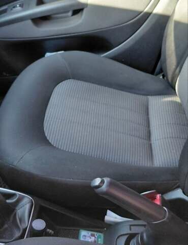 Серый Фиат Линеа, объемом двигателя 1.4 л и пробегом 235 тыс. км за 3800 $, фото 5 на Automoto.ua