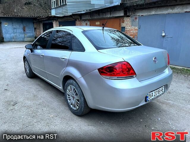 Серый Фиат Линеа, объемом двигателя 1.2 л и пробегом 23000 тыс. км за 5300 $, фото 1 на Automoto.ua