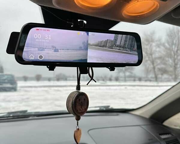 Серый Фиат Линеа, объемом двигателя 1.25 л и пробегом 305 тыс. км за 4800 $, фото 2 на Automoto.ua