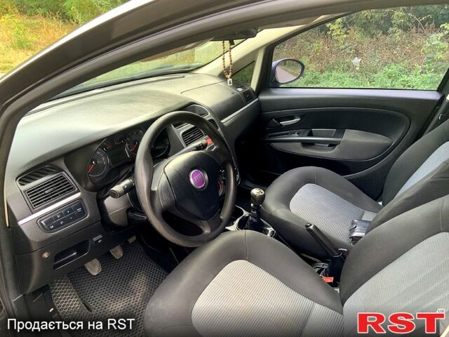 Сірий Фіат Лінеа, об'ємом двигуна 1.4 л та пробігом 260 тис. км за 5150 $, фото 8 на Automoto.ua