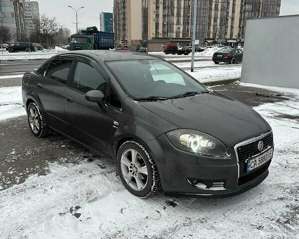 Серый Фиат Линеа, объемом двигателя 1.25 л и пробегом 305 тыс. км за 4800 $, фото 7 на Automoto.ua