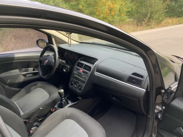 Сірий Фіат Лінеа, об'ємом двигуна 1.4 л та пробігом 260 тис. км за 5100 $, фото 19 на Automoto.ua