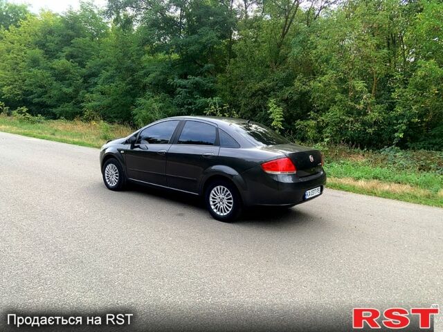 Сірий Фіат Лінеа, об'ємом двигуна 1.4 л та пробігом 260 тис. км за 5150 $, фото 5 на Automoto.ua