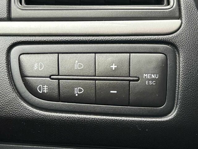 Сірий Фіат Лінеа, об'ємом двигуна 1.4 л та пробігом 185 тис. км за 4999 $, фото 15 на Automoto.ua