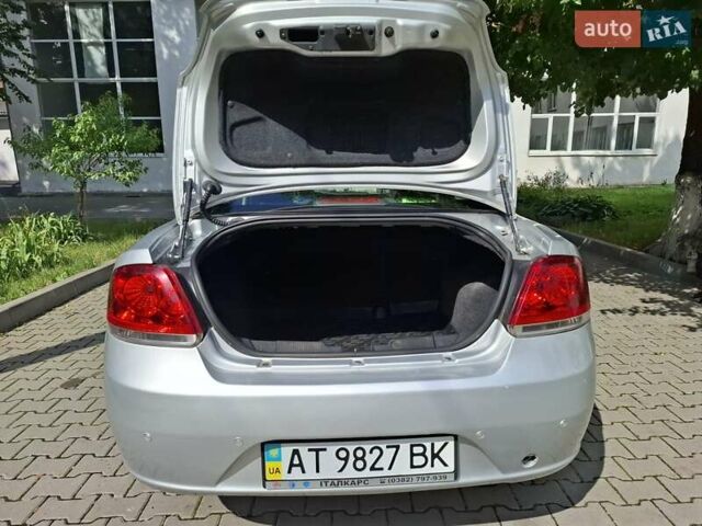 Сірий Фіат Лінеа, об'ємом двигуна 1.37 л та пробігом 77 тис. км за 5099 $, фото 10 на Automoto.ua