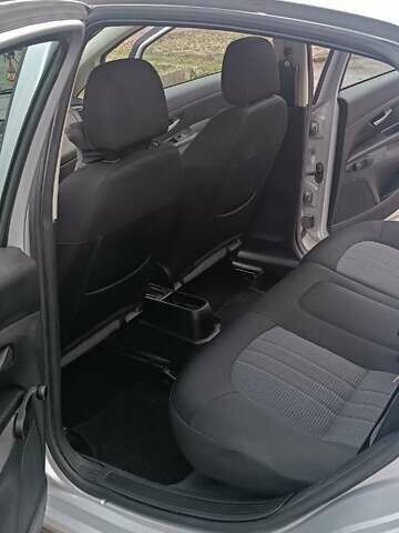 Сірий Фіат Лінеа, об'ємом двигуна 1.37 л та пробігом 253 тис. км за 4000 $, фото 10 на Automoto.ua