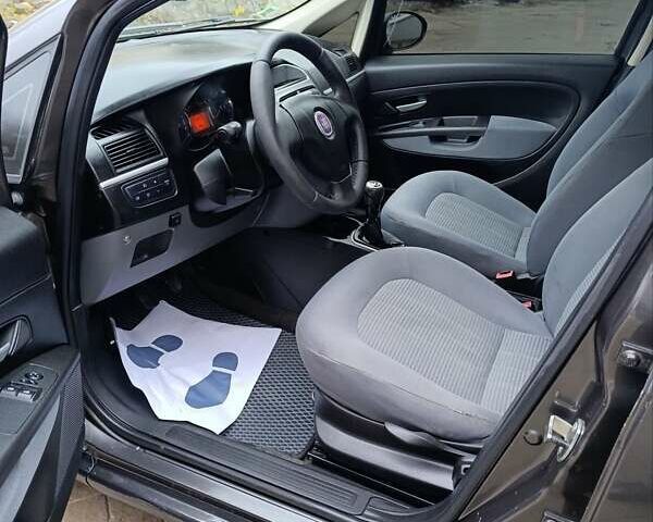 Сірий Фіат Лінеа, об'ємом двигуна 1.4 л та пробігом 181 тис. км за 3999 $, фото 19 на Automoto.ua