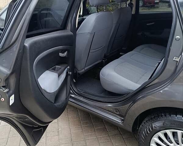 Сірий Фіат Лінеа, об'ємом двигуна 1.4 л та пробігом 181 тис. км за 3999 $, фото 21 на Automoto.ua