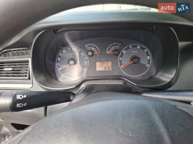 Сірий Фіат Лінеа, об'ємом двигуна 1.37 л та пробігом 77 тис. км за 5099 $, фото 7 на Automoto.ua