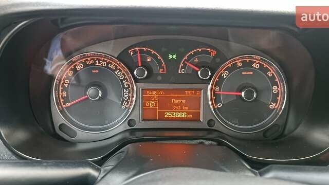 Сірий Фіат Лінеа, об'ємом двигуна 1.37 л та пробігом 253 тис. км за 4000 $, фото 6 на Automoto.ua