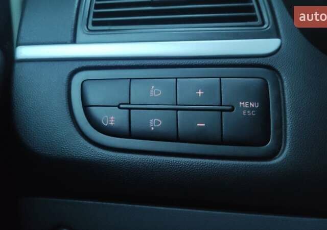 Сірий Фіат Лінеа, об'ємом двигуна 1.37 л та пробігом 124 тис. км за 4550 $, фото 13 на Automoto.ua