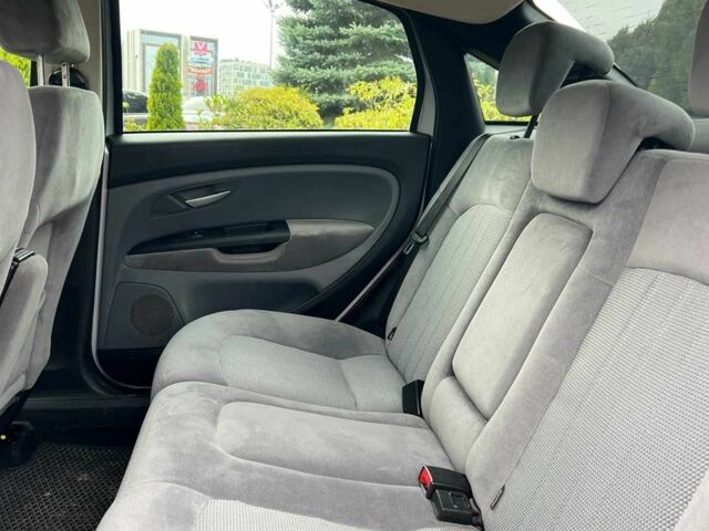 Сірий Фіат Лінеа, об'ємом двигуна 1.4 л та пробігом 185 тис. км за 4999 $, фото 19 на Automoto.ua