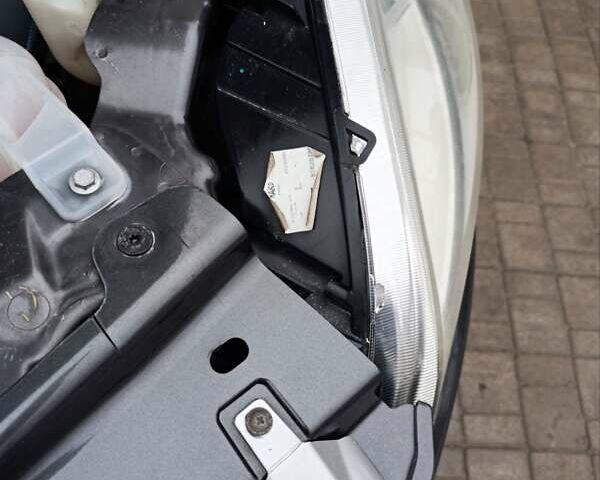 Сірий Фіат Лінеа, об'ємом двигуна 1.4 л та пробігом 181 тис. км за 3999 $, фото 4 на Automoto.ua