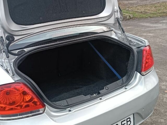 Серый Фиат Линеа, объемом двигателя 1.4 л и пробегом 253 тыс. км за 4000 $, фото 10 на Automoto.ua