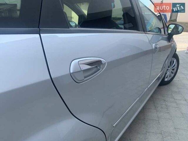 Серый Фиат Линеа, объемом двигателя 1.37 л и пробегом 182 тыс. км за 4500 $, фото 21 на Automoto.ua