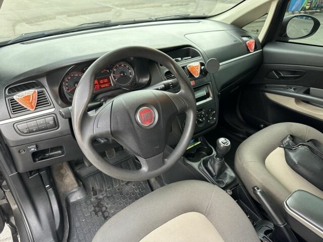 Сірий Фіат Лінеа, об'ємом двигуна 1.4 л та пробігом 145 тис. км за 4450 $, фото 7 на Automoto.ua