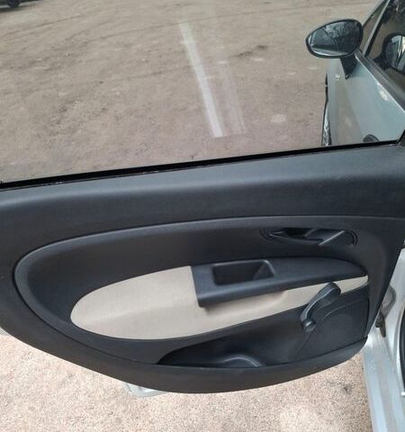 Сірий Фіат Лінеа, об'ємом двигуна 1.37 л та пробігом 260 тис. км за 4800 $, фото 5 на Automoto.ua