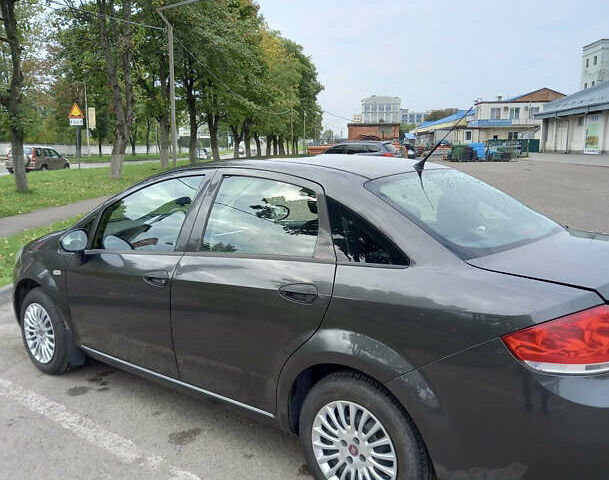 Сірий Фіат Лінеа, об'ємом двигуна 1.37 л та пробігом 146 тис. км за 5500 $, фото 3 на Automoto.ua