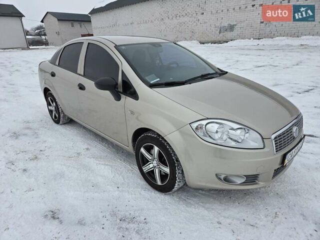 Серый Фиат Линеа, объемом двигателя 1.4 л и пробегом 33 тыс. км за 5900 $, фото 7 на Automoto.ua