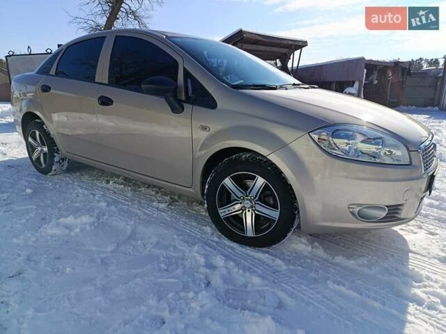 Серый Фиат Линеа, объемом двигателя 1.37 л и пробегом 33 тыс. км за 6250 $, фото 1 на Automoto.ua