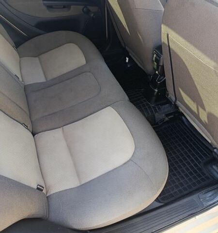 Сірий Фіат Лінеа, об'ємом двигуна 1.37 л та пробігом 34 тис. км за 6150 $, фото 7 на Automoto.ua