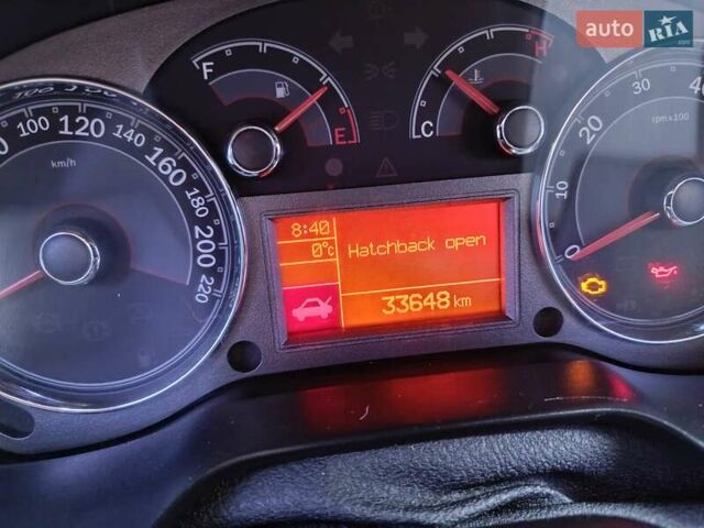 Серый Фиат Линеа, объемом двигателя 1.37 л и пробегом 33 тыс. км за 6250 $, фото 12 на Automoto.ua