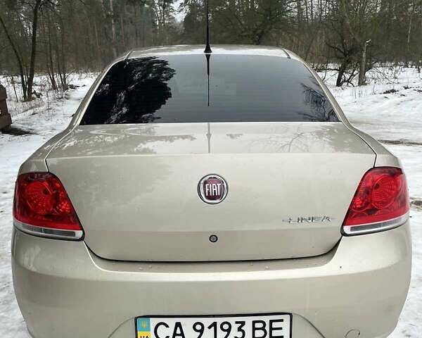 Сірий Фіат Лінеа, об'ємом двигуна 1.37 л та пробігом 33 тис. км за 6250 $, фото 2 на Automoto.ua