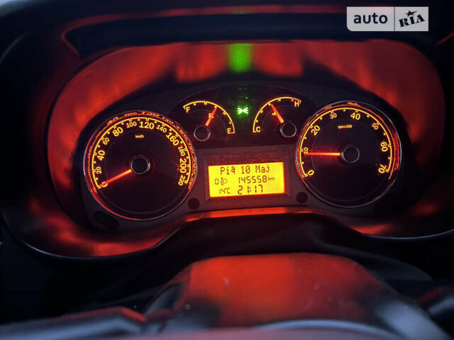 Сірий Фіат Лінеа, об'ємом двигуна 1.37 л та пробігом 146 тис. км за 5500 $, фото 5 на Automoto.ua