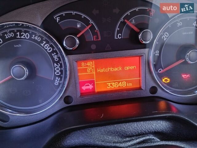 Сірий Фіат Лінеа, об'ємом двигуна 1.37 л та пробігом 34 тис. км за 6250 $, фото 7 на Automoto.ua