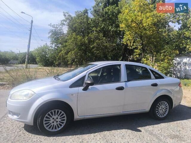 Сірий Фіат Лінеа, об'ємом двигуна 1.37 л та пробігом 152 тис. км за 6000 $, фото 4 на Automoto.ua