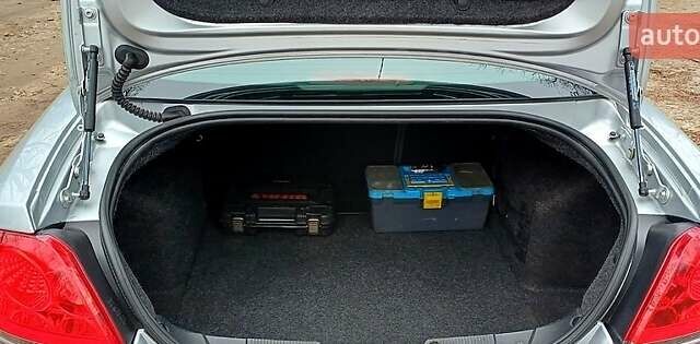 Серый Фиат Линеа, объемом двигателя 1.3 л и пробегом 53 тыс. км за 7700 $, фото 10 на Automoto.ua