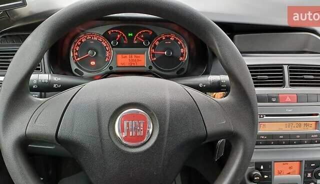 Сірий Фіат Лінеа, об'ємом двигуна 1.25 л та пробігом 53 тис. км за 7500 $, фото 14 на Automoto.ua