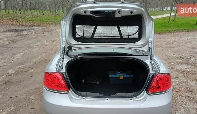 Сірий Фіат Лінеа, об'ємом двигуна 1.25 л та пробігом 53 тис. км за 7500 $, фото 21 на Automoto.ua