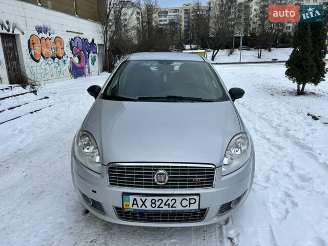 Серый Фиат Линеа, объемом двигателя 1.37 л и пробегом 235 тыс. км за 4500 $, фото 2 на Automoto.ua