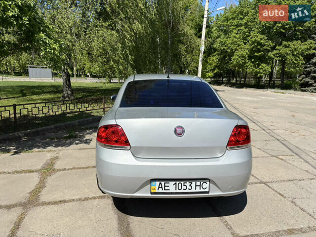 Серый Фиат Линеа, объемом двигателя 1.37 л и пробегом 223 тыс. км за 4950 $, фото 4 на Automoto.ua