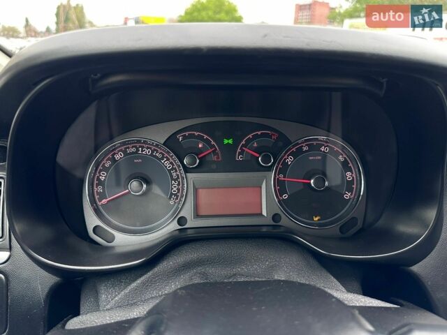 Сірий Фіат Лінеа, об'ємом двигуна 1.25 л та пробігом 175 тис. км за 6200 $, фото 12 на Automoto.ua