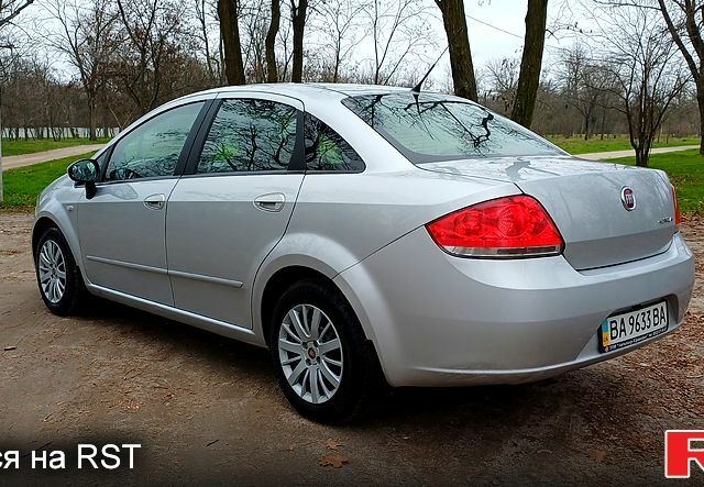 Серый Фиат Линеа, объемом двигателя 1.3 л и пробегом 53 тыс. км за 7700 $, фото 3 на Automoto.ua