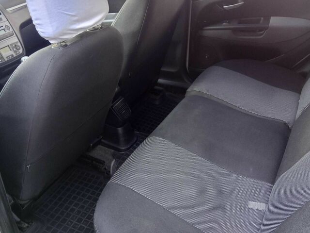 Серый Фиат Линеа, объемом двигателя 1.2 л и пробегом 254 тыс. км за 4600 $, фото 20 на Automoto.ua