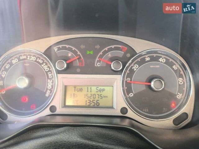 Сірий Фіат Лінеа, об'ємом двигуна 1.37 л та пробігом 152 тис. км за 6000 $, фото 12 на Automoto.ua