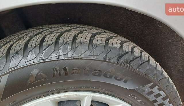 Сірий Фіат Лінеа, об'ємом двигуна 1.25 л та пробігом 53 тис. км за 7500 $, фото 23 на Automoto.ua