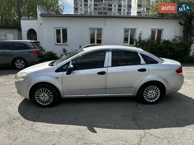 Серый Фиат Линеа, объемом двигателя 1.37 л и пробегом 262 тыс. км за 3600 $, фото 3 на Automoto.ua