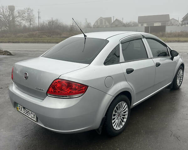 Серый Фиат Линеа, объемом двигателя 1.37 л и пробегом 44 тыс. км за 5100 $, фото 9 на Automoto.ua