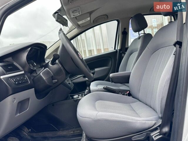 Сірий Фіат Лінеа, об'ємом двигуна 1.25 л та пробігом 175 тис. км за 6200 $, фото 10 на Automoto.ua