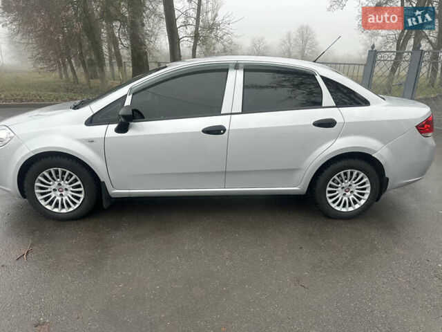 Серый Фиат Линеа, объемом двигателя 1.37 л и пробегом 44 тыс. км за 5100 $, фото 10 на Automoto.ua