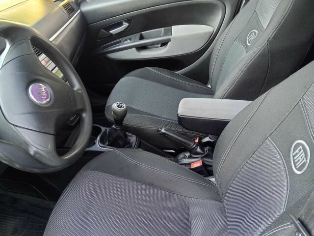 Серый Фиат Линеа, объемом двигателя 1.2 л и пробегом 254 тыс. км за 4600 $, фото 17 на Automoto.ua