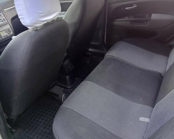 Сірий Фіат Лінеа, об'ємом двигуна 1.25 л та пробігом 254 тис. км за 4700 $, фото 20 на Automoto.ua