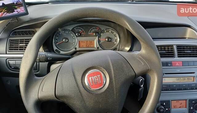 Сірий Фіат Лінеа, об'ємом двигуна 1.25 л та пробігом 54 тис. км за 7700 $, фото 14 на Automoto.ua