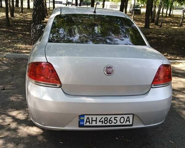 Серый Фиат Линеа, объемом двигателя 1.37 л и пробегом 180 тыс. км за 4900 $, фото 2 на Automoto.ua